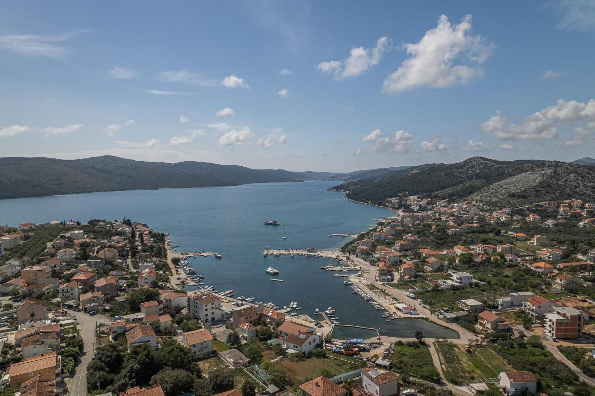 Villa Barbara & Zoran With Free Parking And Heated Swimming Pool Сегет-Враница Экстерьер фото