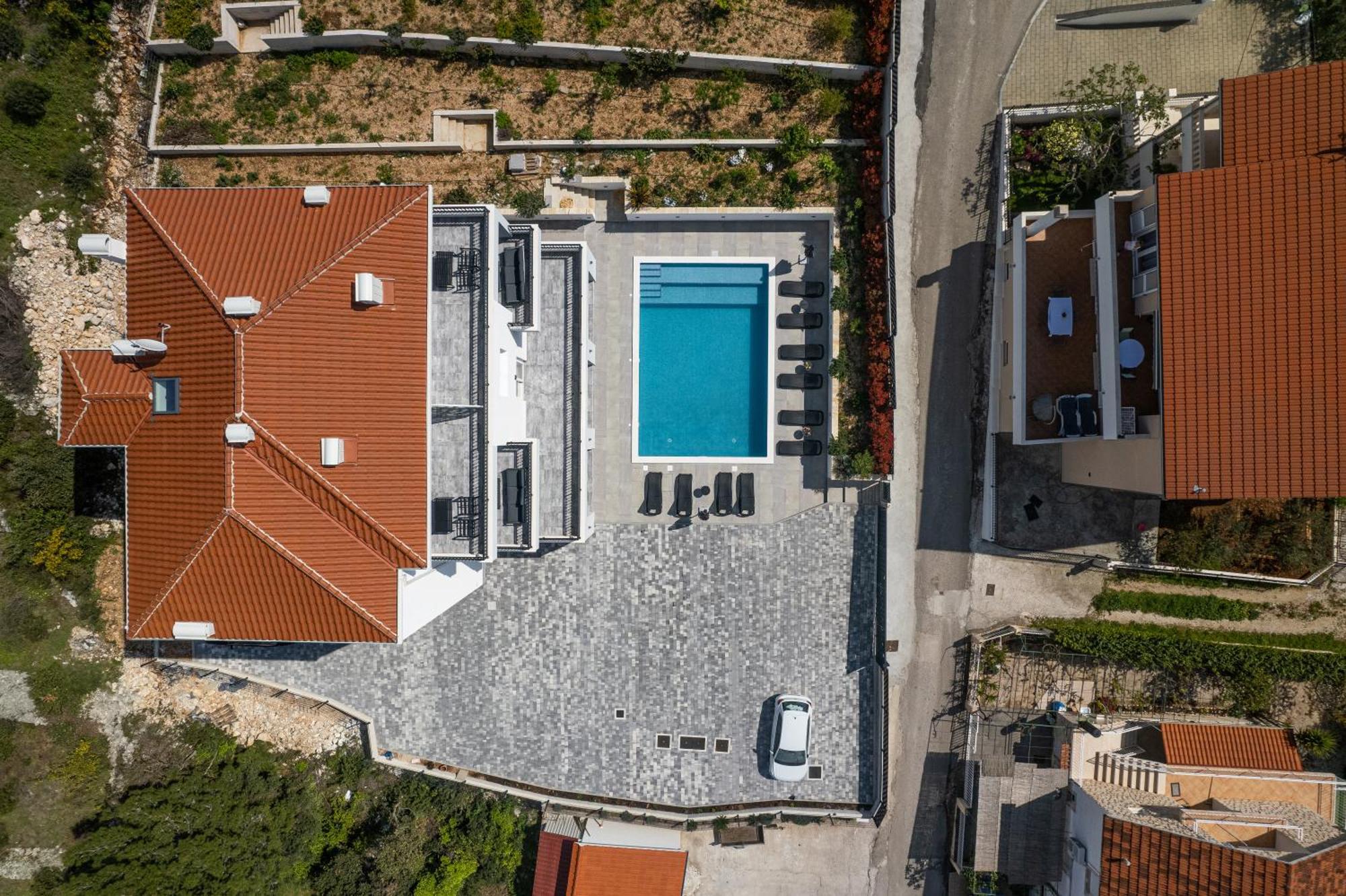 Villa Barbara & Zoran With Free Parking And Heated Swimming Pool Сегет-Враница Экстерьер фото
